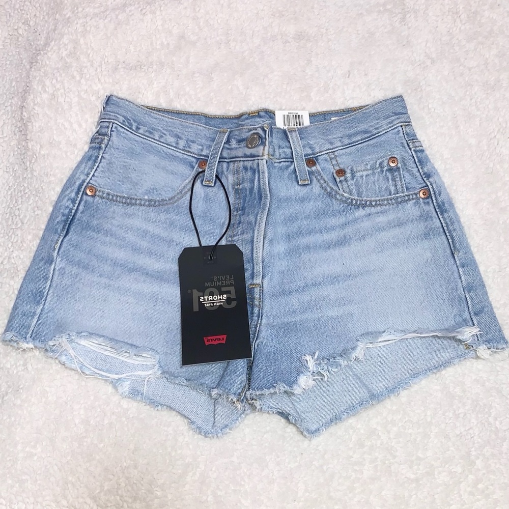 NWT Levi’s Shorts